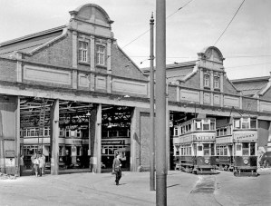 d40db0018613606d04b376f2cd7c6865--bus-coach-public-transport